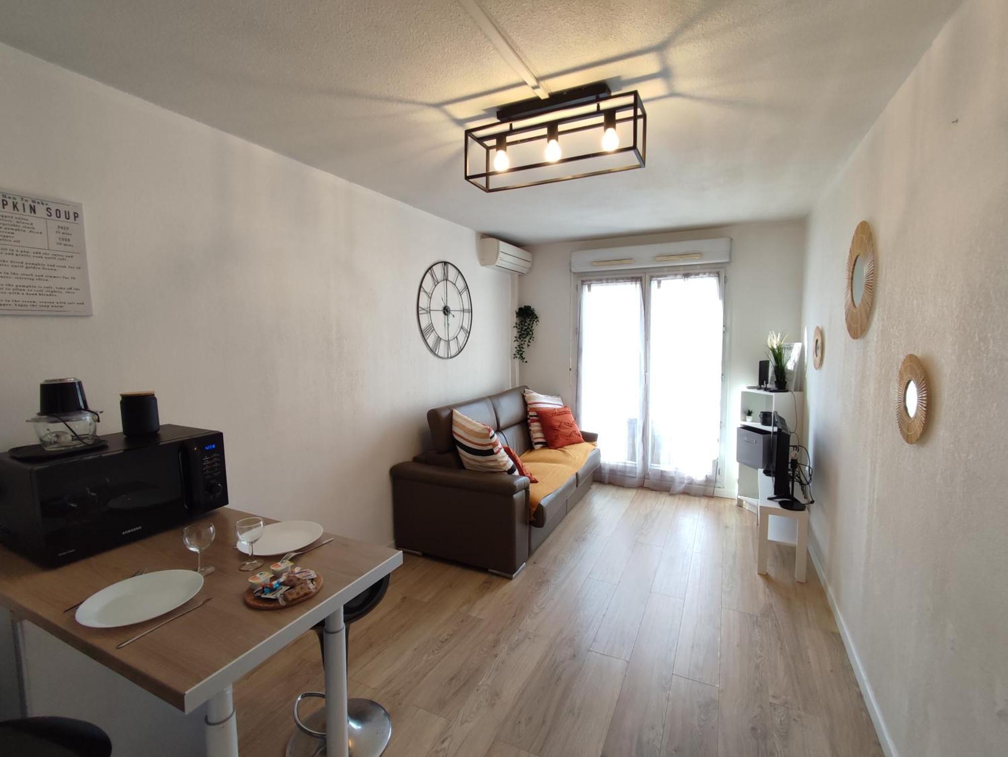 Appartement Climatise Tout Equipe A 6Min De La Gare St Charles Marsilya Dış mekan fotoğraf
